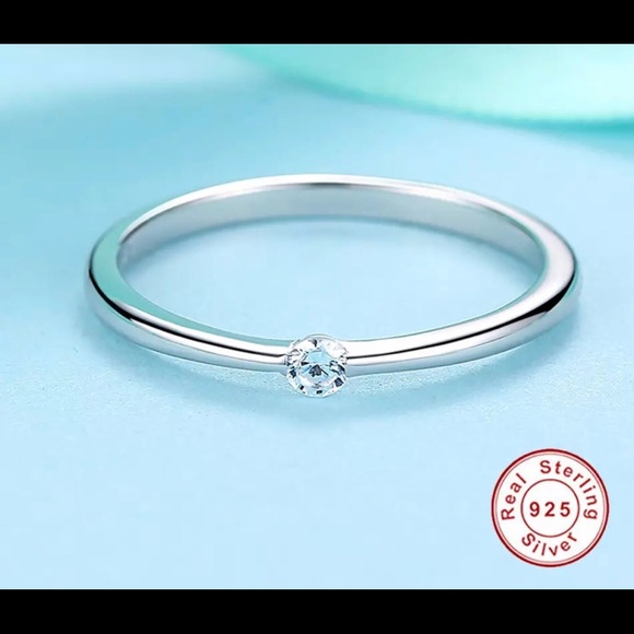 Solitaire 925 ring with zirconia stone - Picture 2 of 5